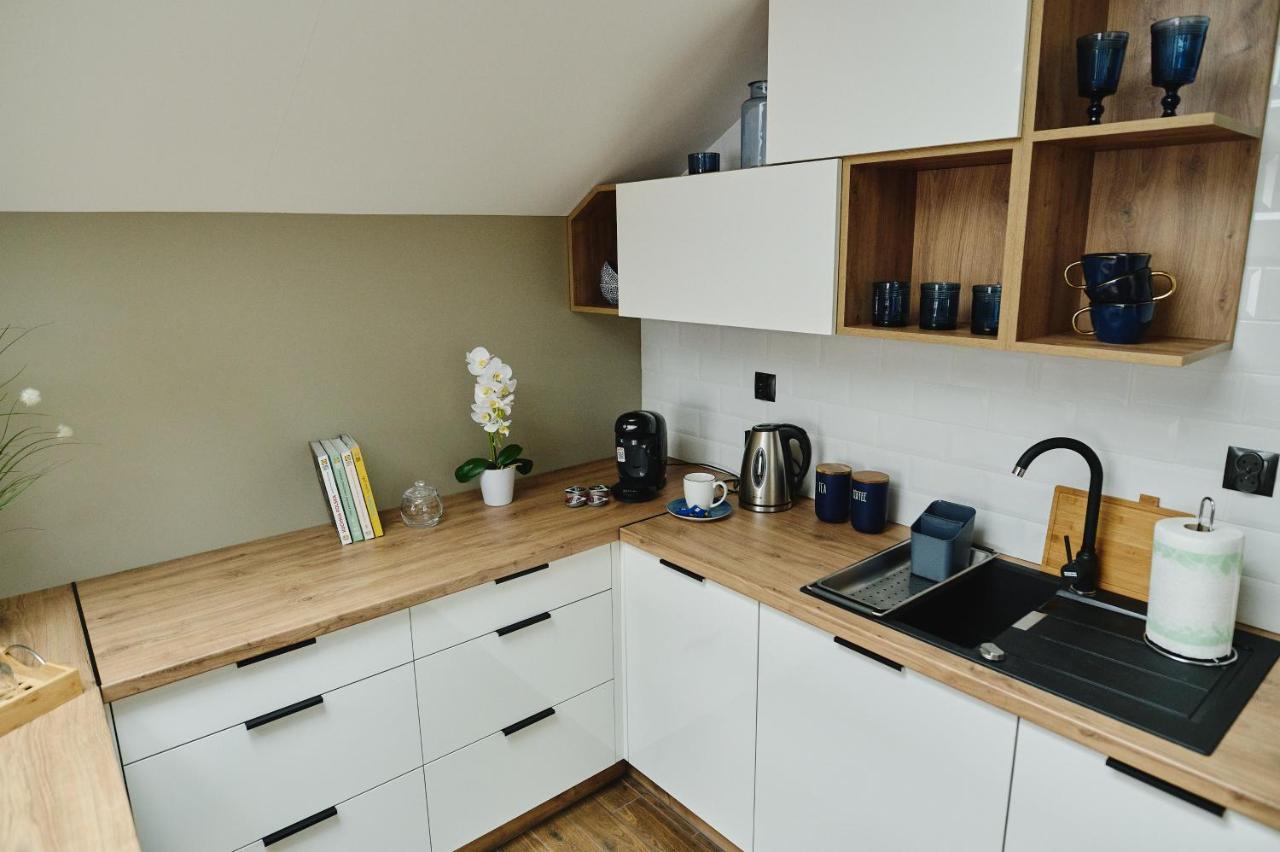 M&M Apartamenty Jasionka Ngoại thất bức ảnh