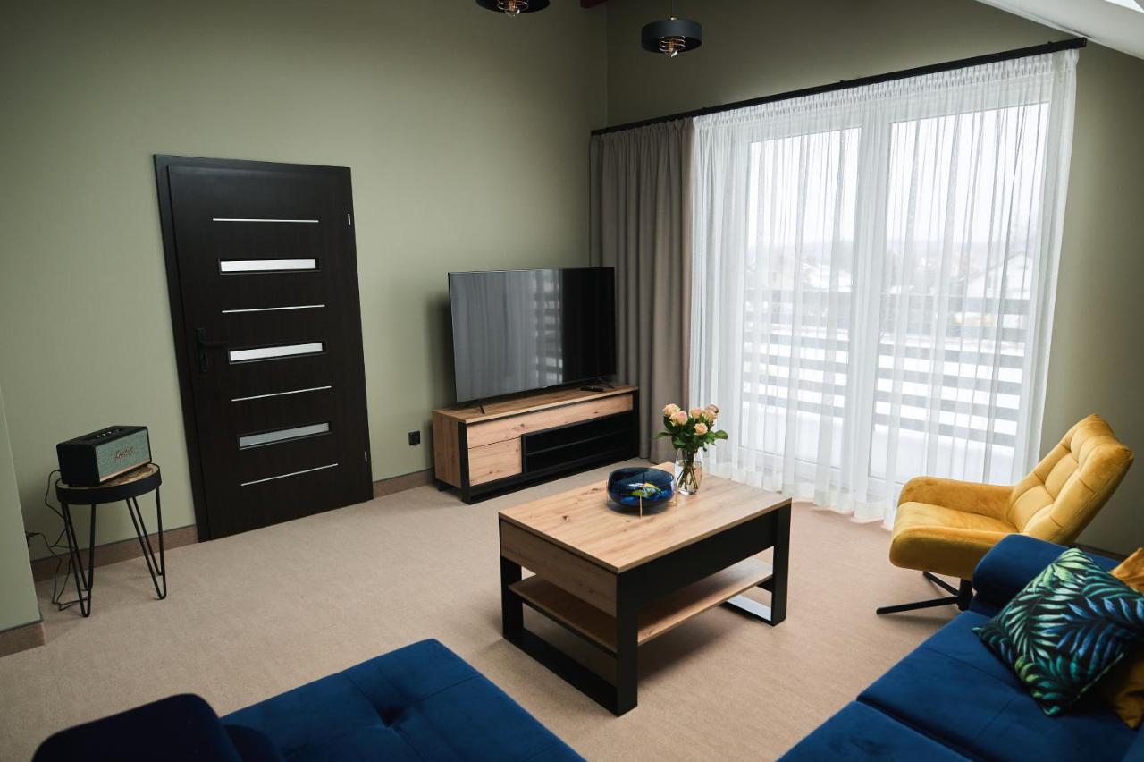 M&M Apartamenty Jasionka Ngoại thất bức ảnh