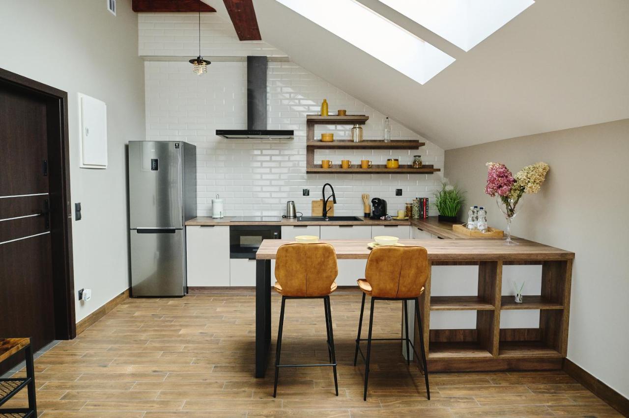 M&M Apartamenty Jasionka Ngoại thất bức ảnh