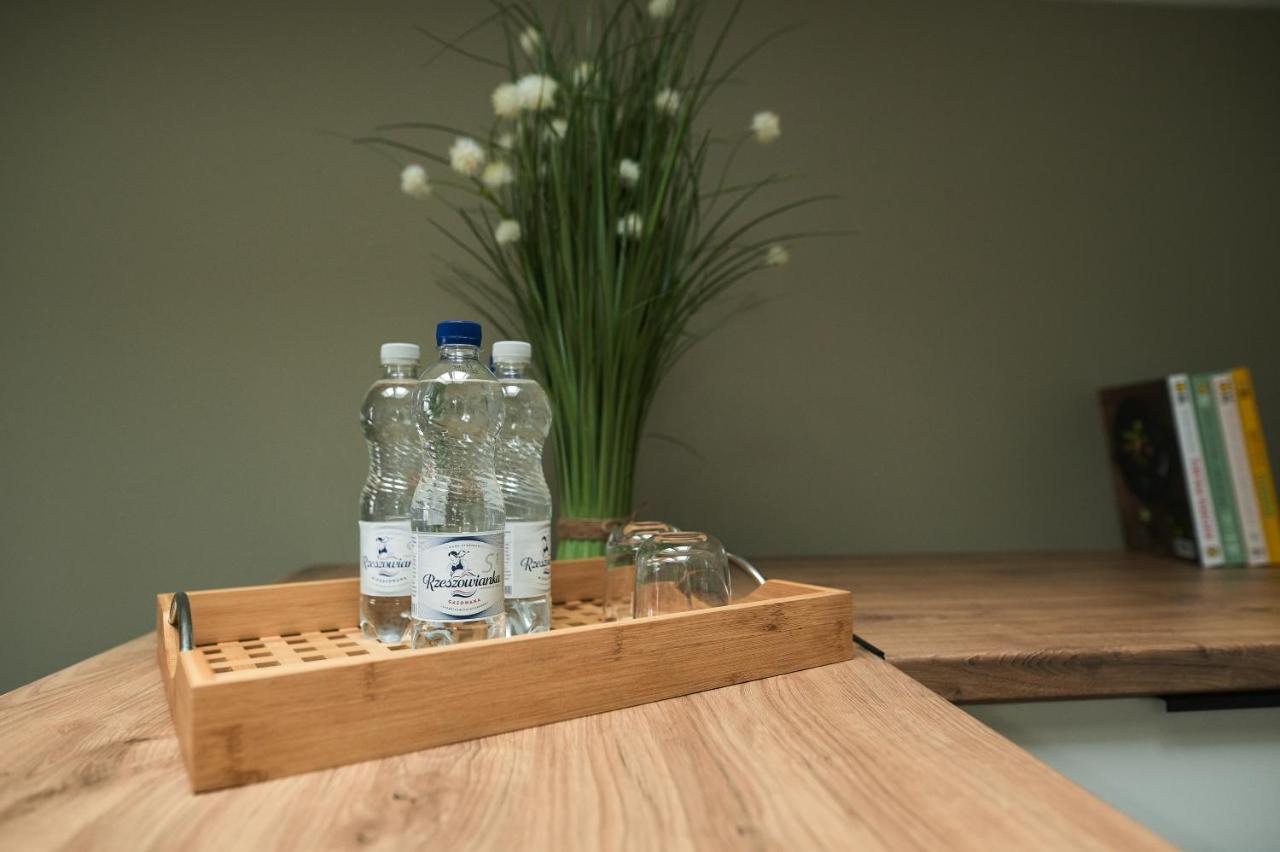 M&M Apartamenty Jasionka Ngoại thất bức ảnh