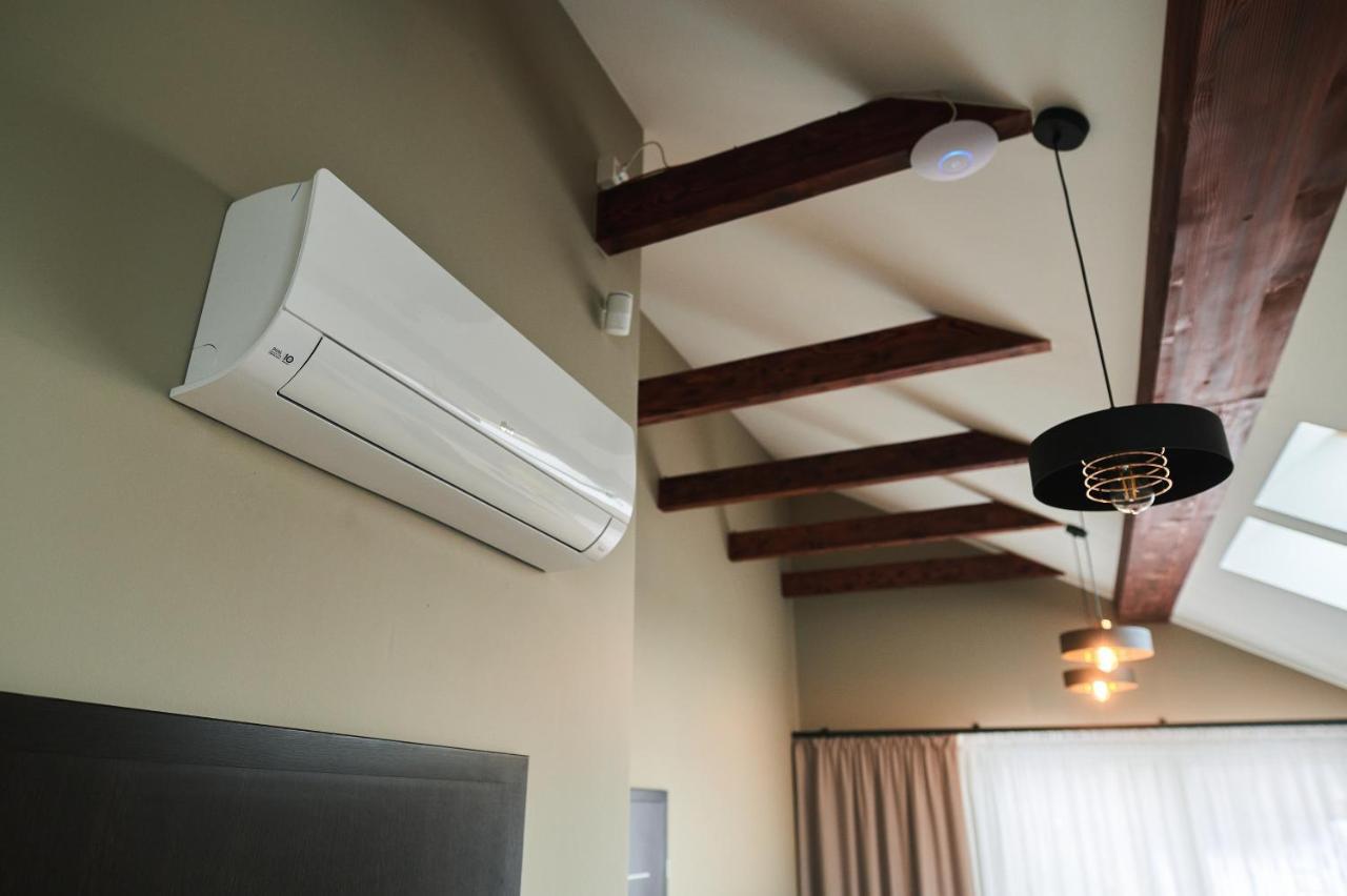 M&M Apartamenty Jasionka Ngoại thất bức ảnh