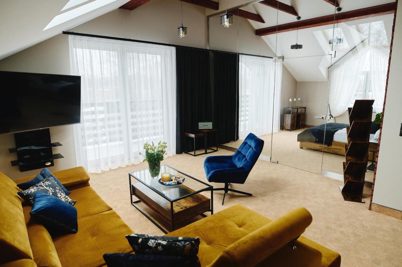M&M Apartamenty Jasionka Ngoại thất bức ảnh
